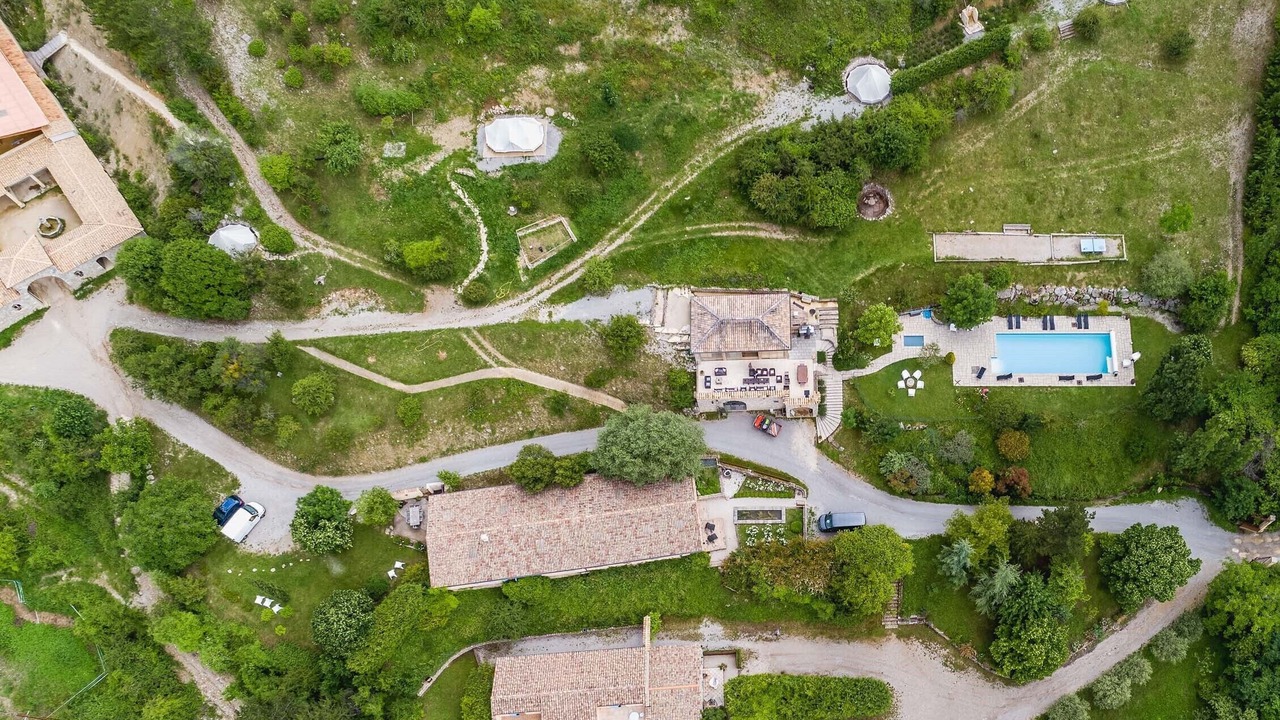 Photo of Outdoor in Montreal-les-Sources