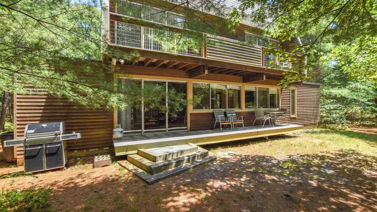 Photo of Patio Balcony in Truro