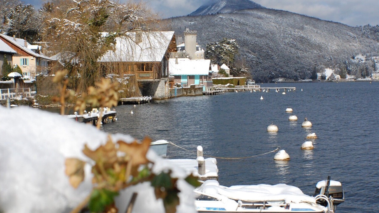 Photo of Others in Bredannaz