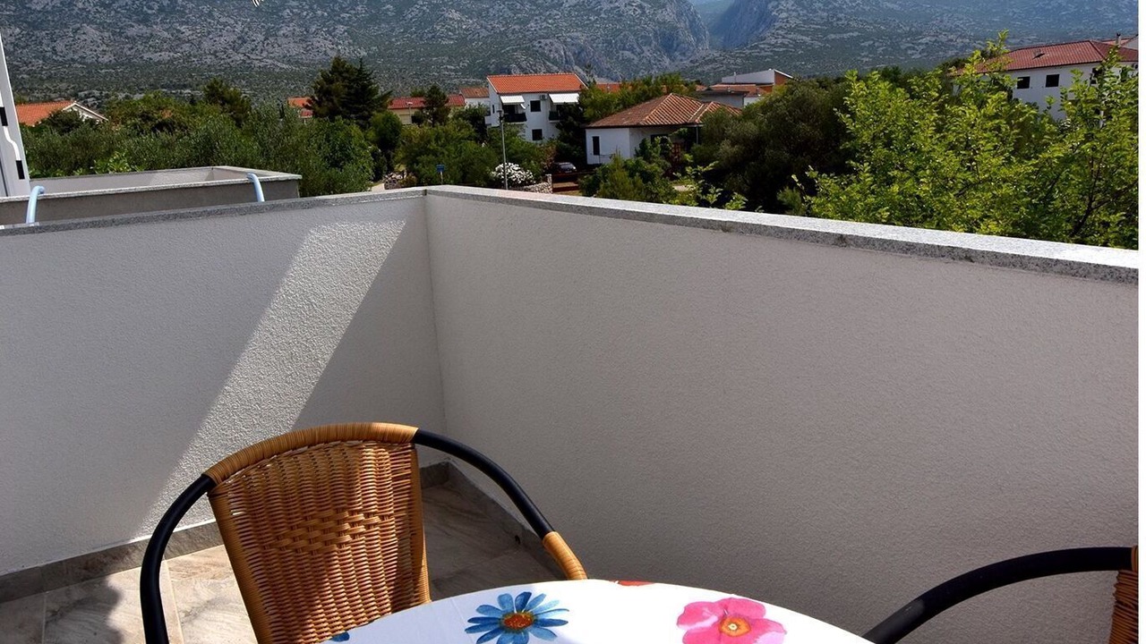 Photo of Outdoor in Seline