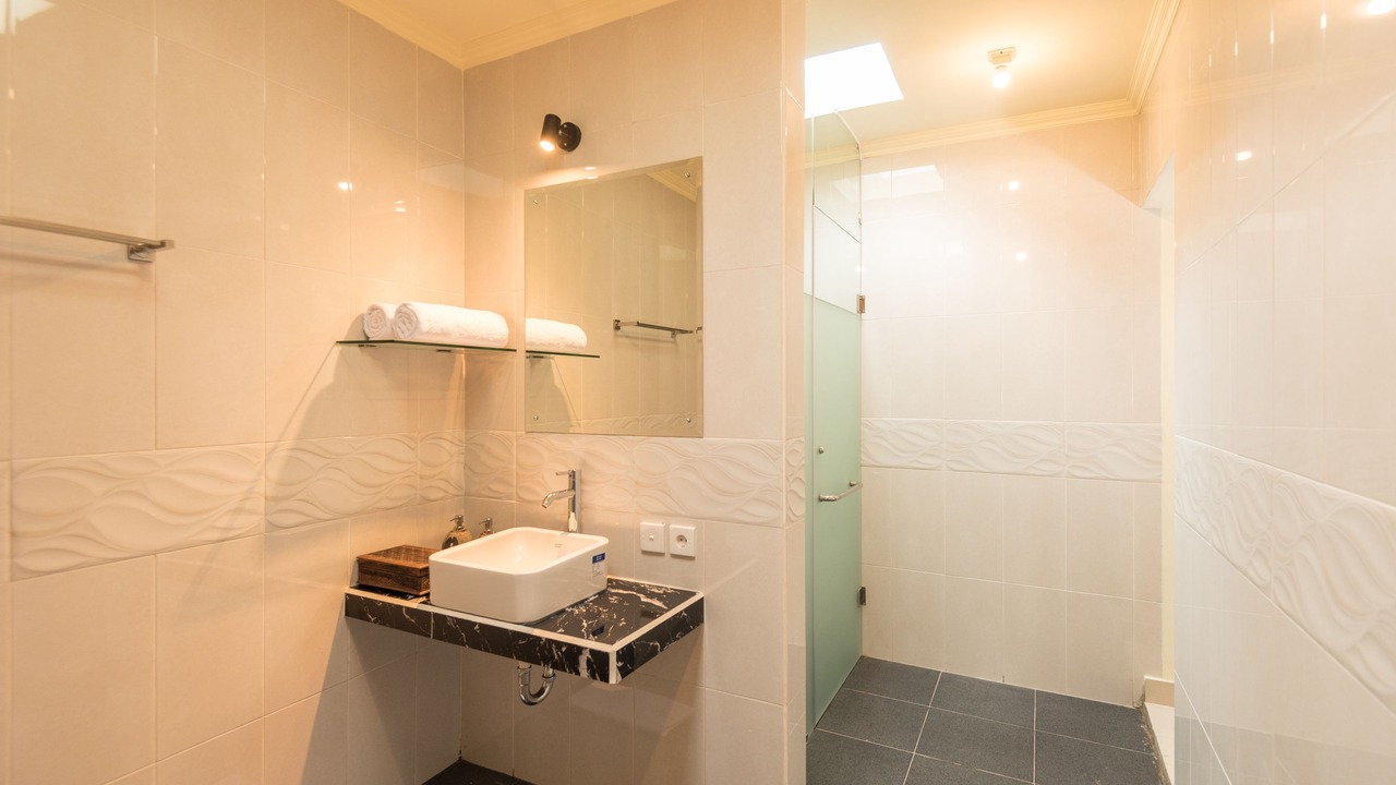 Photo of Bathroom in Kedewatan