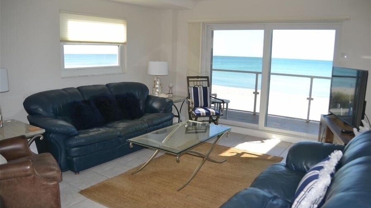 Photo of Livingroom in Longboat Key