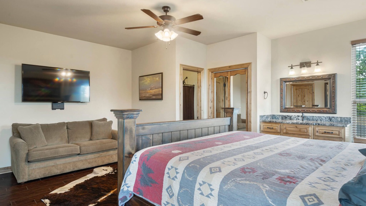 Photo of Bedroom in Sperry