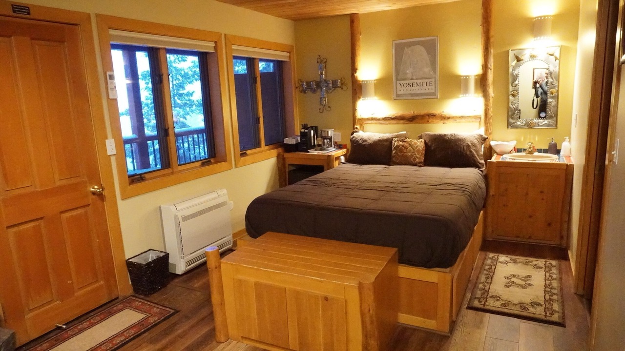 Photo of Bedroom in Yosemite West