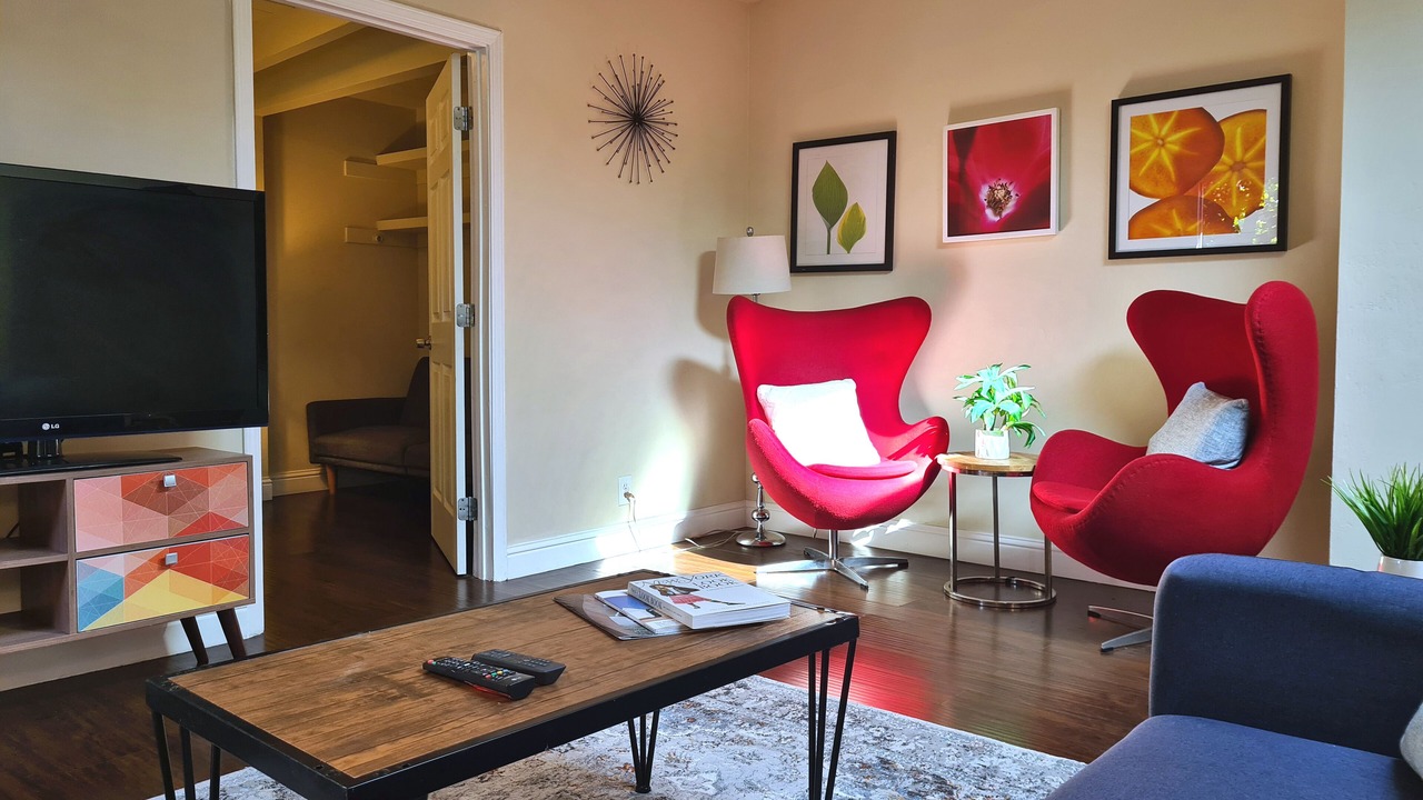 Photo of Livingroom in Hayward