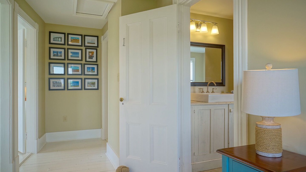 Photo of Bathroom in Darnley