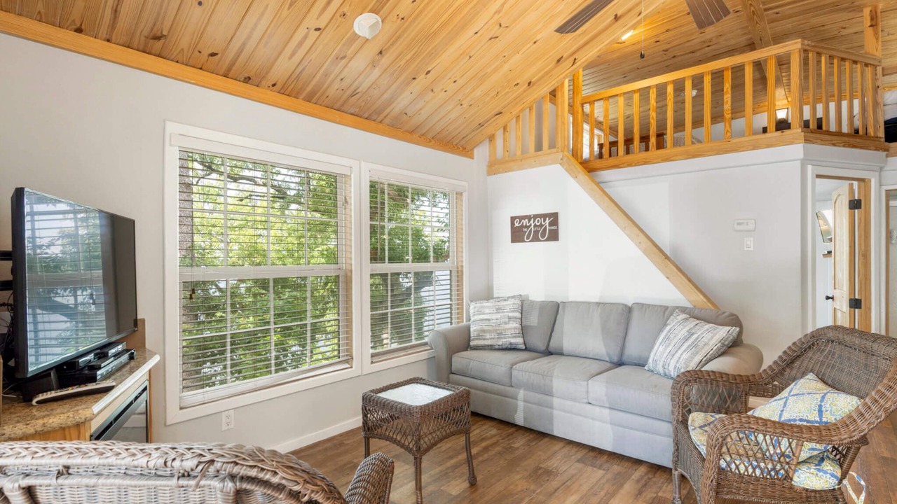 Photo of Livingroom in Sperry