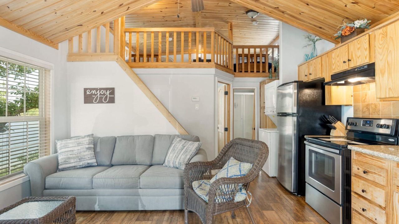 Photo of Livingroom in Sperry
