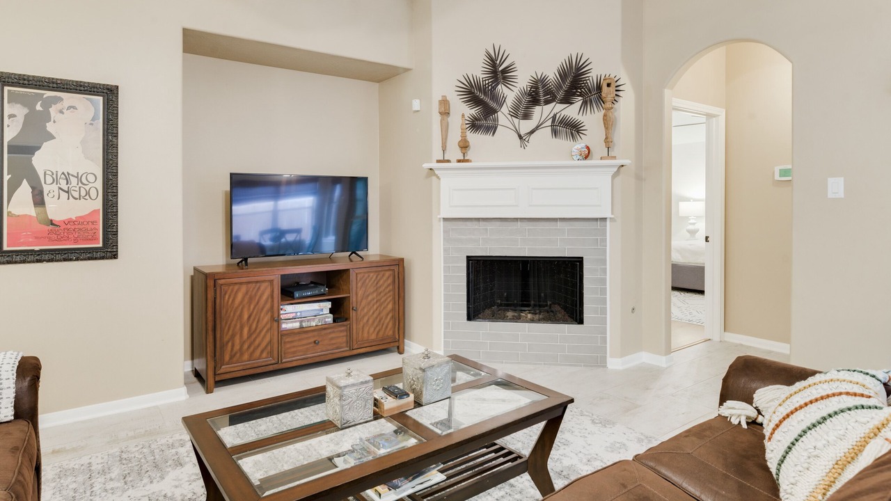Photo of Livingroom in Spring