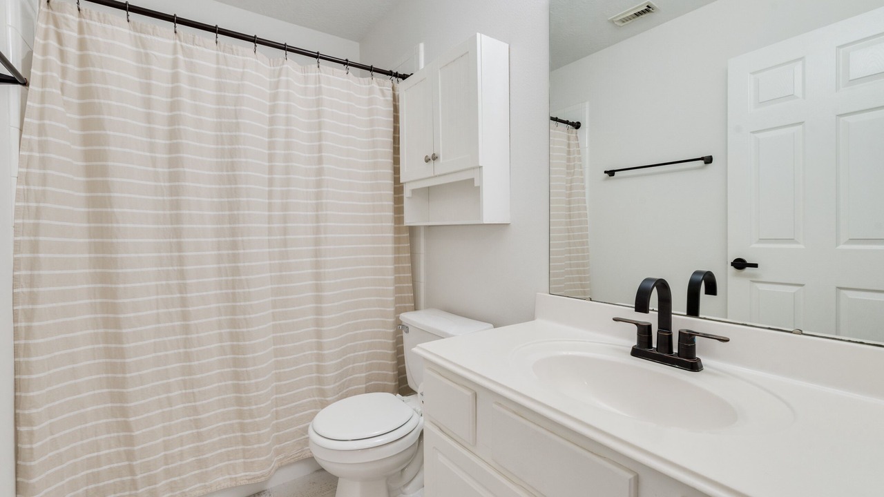 Photo of Bathroom in Spring