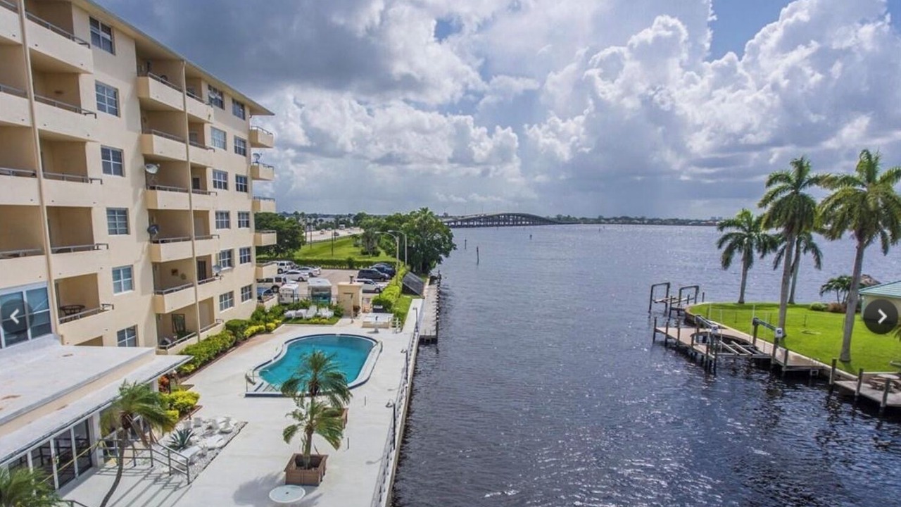 Photo of Others in Caloosahatchee