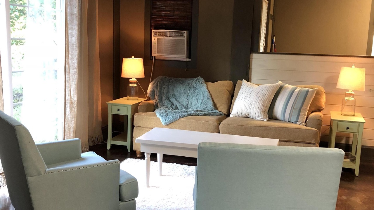 Photo of Livingroom in Edgefield