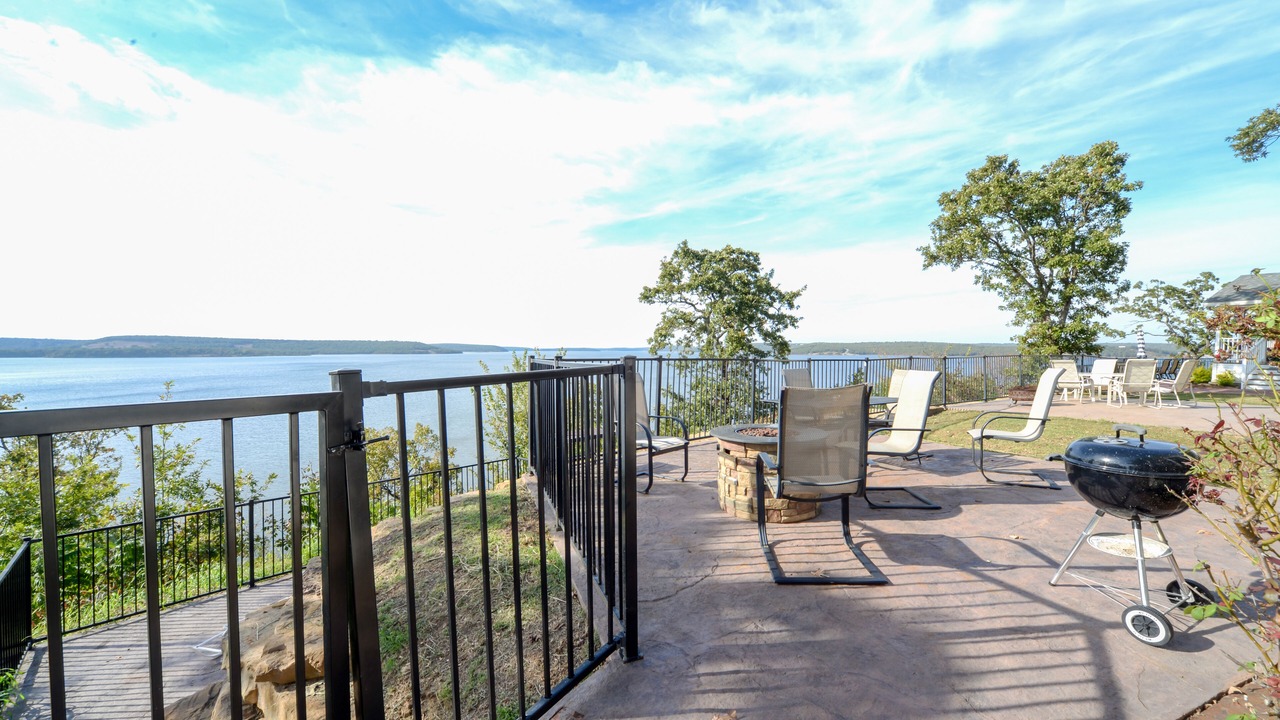 Photo of Patio Balcony in Sperry