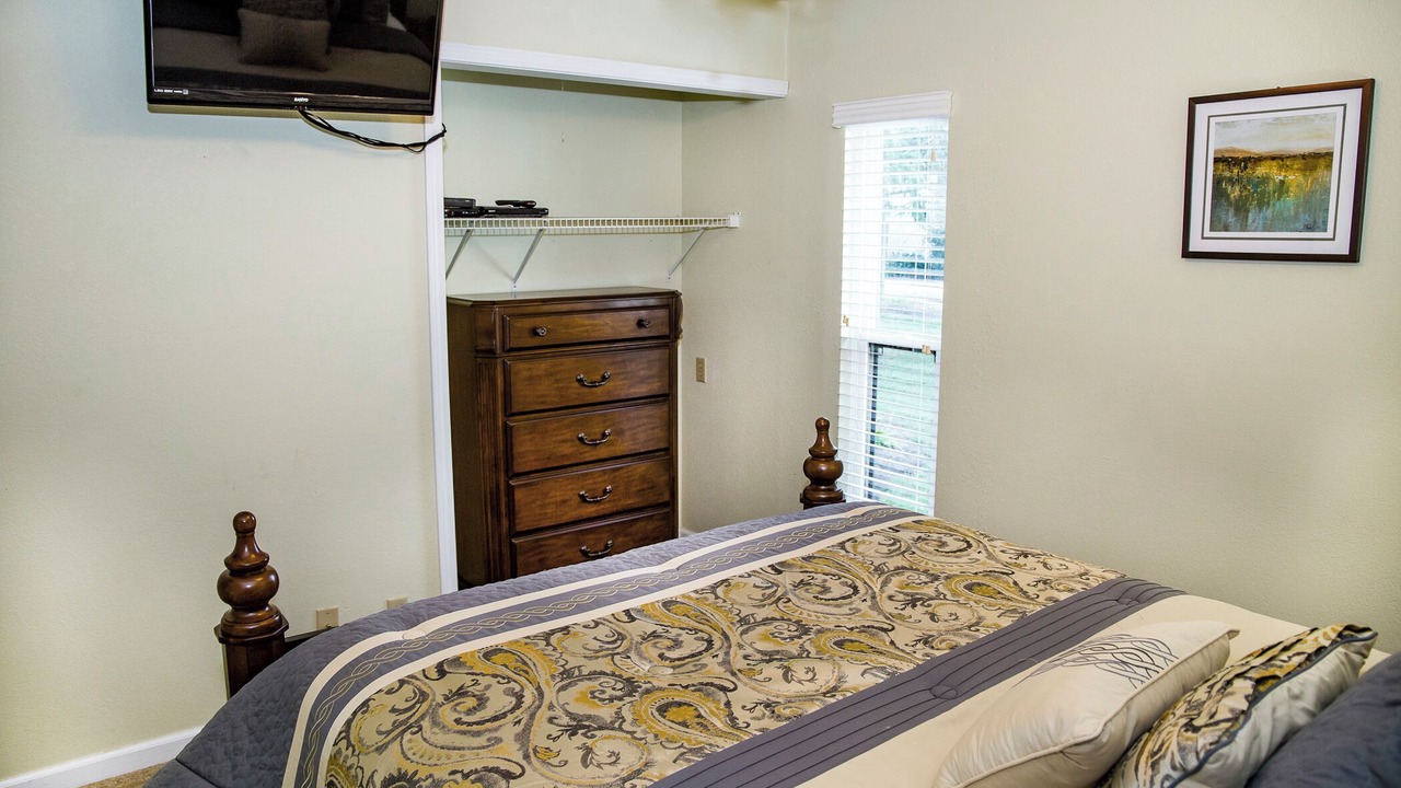 Photo of Bedroom in Fairfield Glade