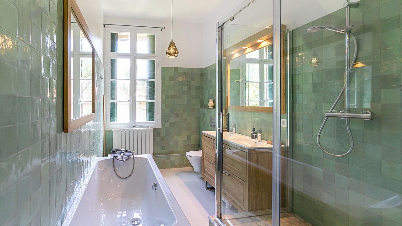 Photo of Bathroom in Thuir