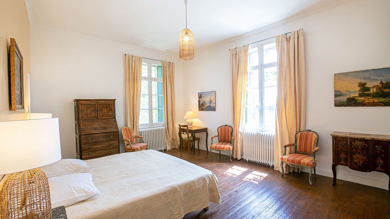 Photo of Bedroom in Thuir