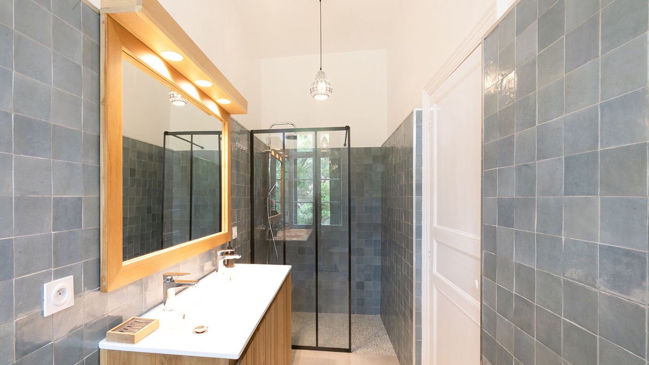 Photo of Bathroom in Thuir