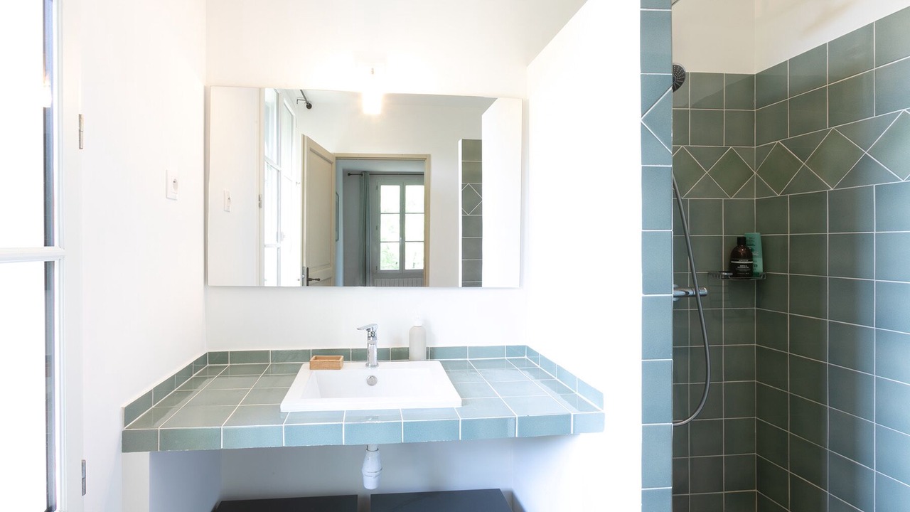 Photo of Bathroom in Thuir