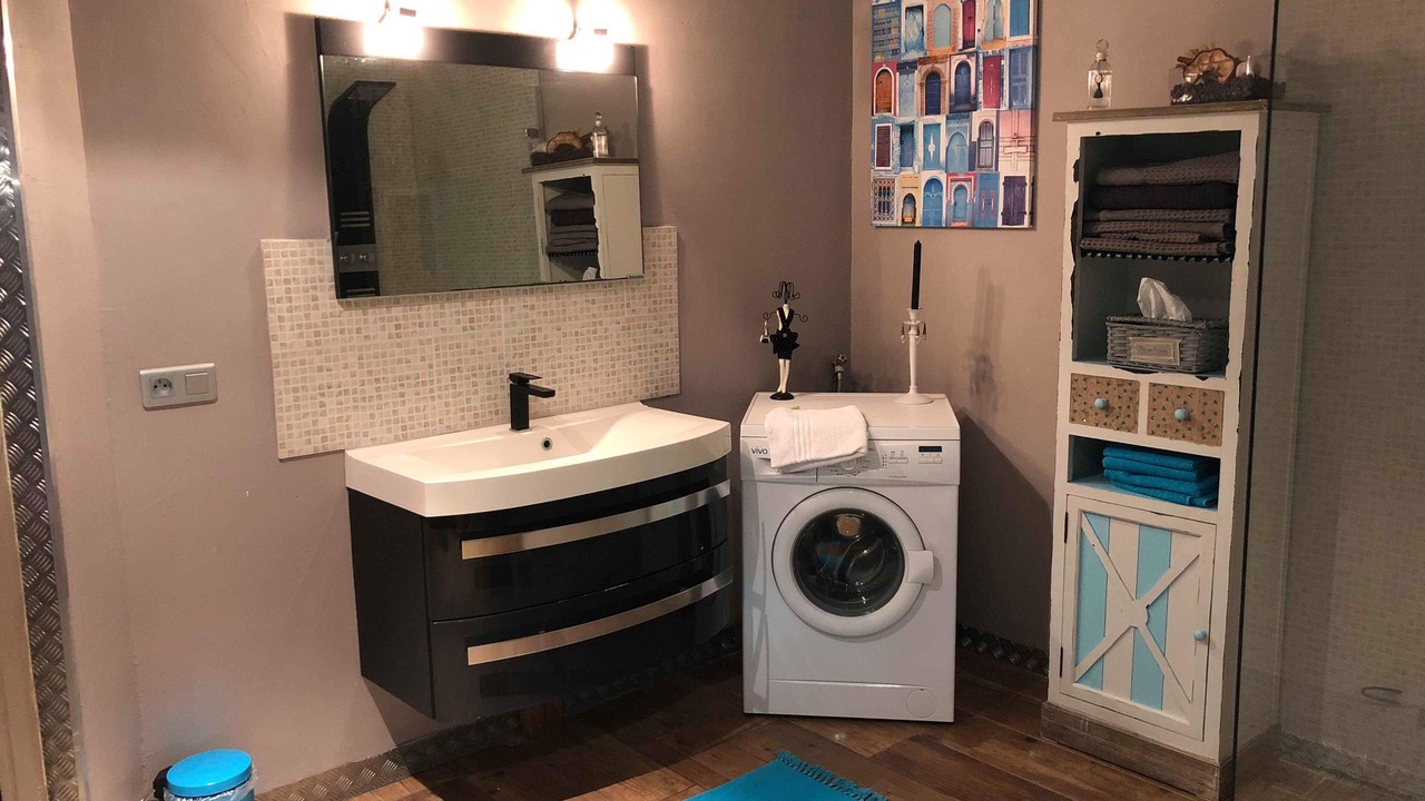 Photo of Bathroom in Villy