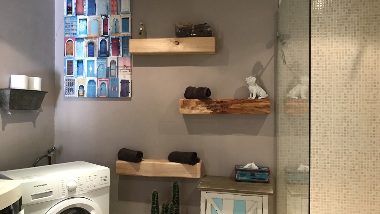 Photo of Others in Villy