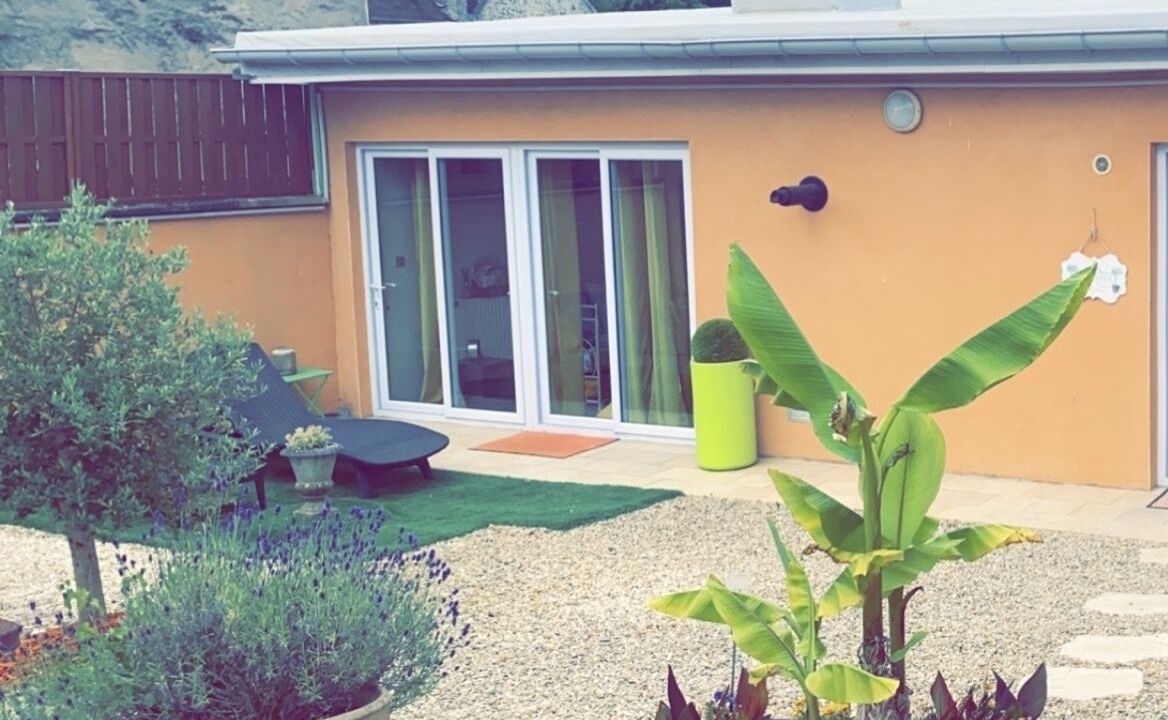 Photo of Outdoor in Villy