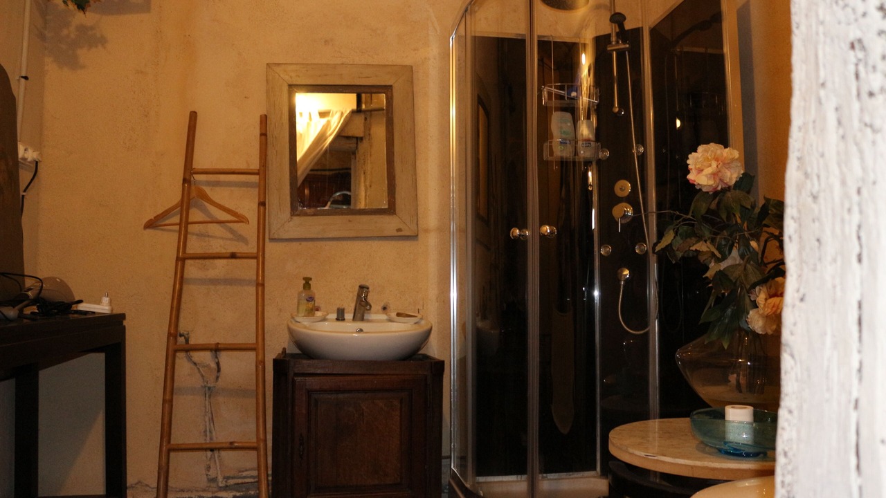 Photo of Bathroom in Vailhourles