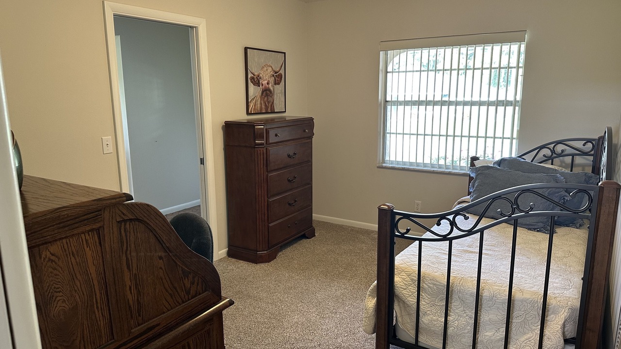 Photo of Bedroom in Floral City