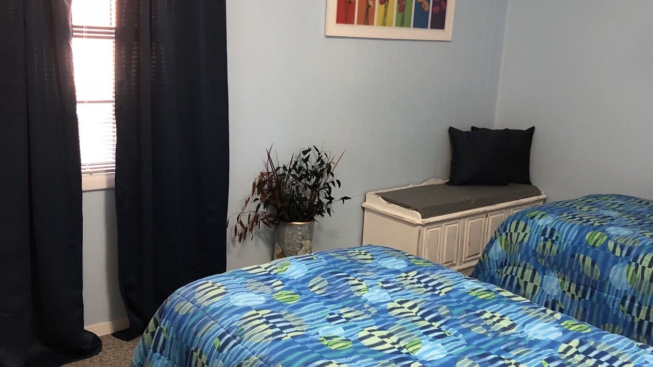Photo of Bedroom in Mid America
