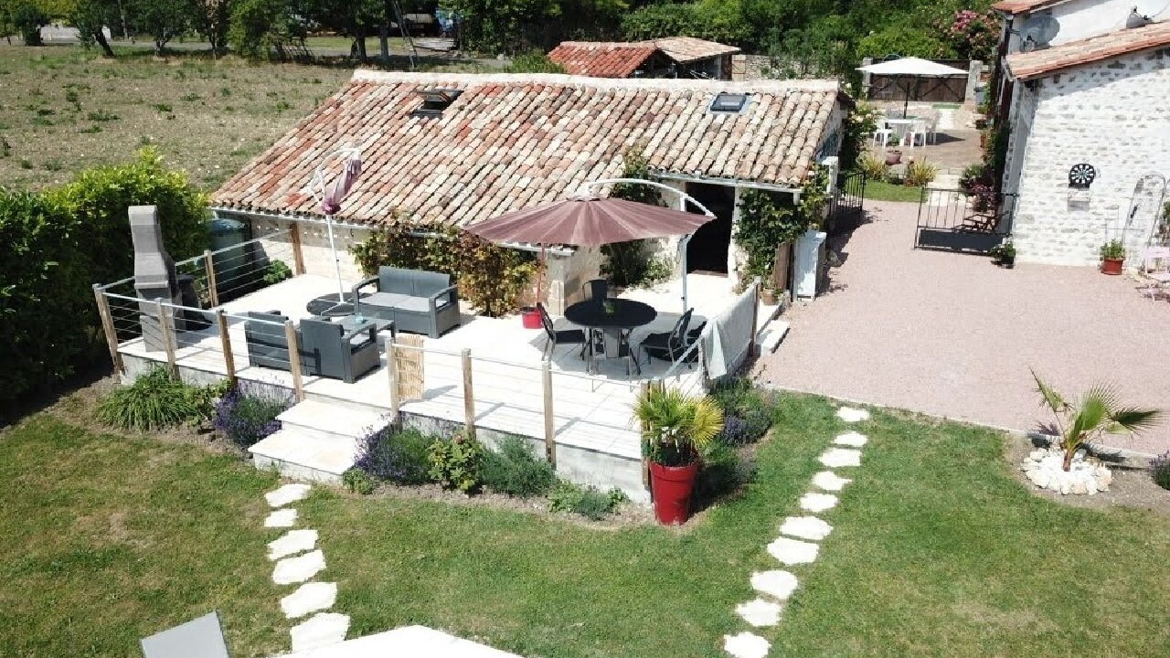 Photo of Outdoor in Saint-Maigrin