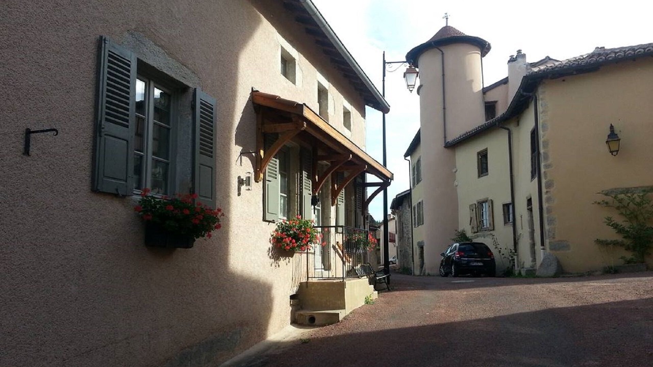 Photo of Outdoor in Saint-Haon-le-Chatel