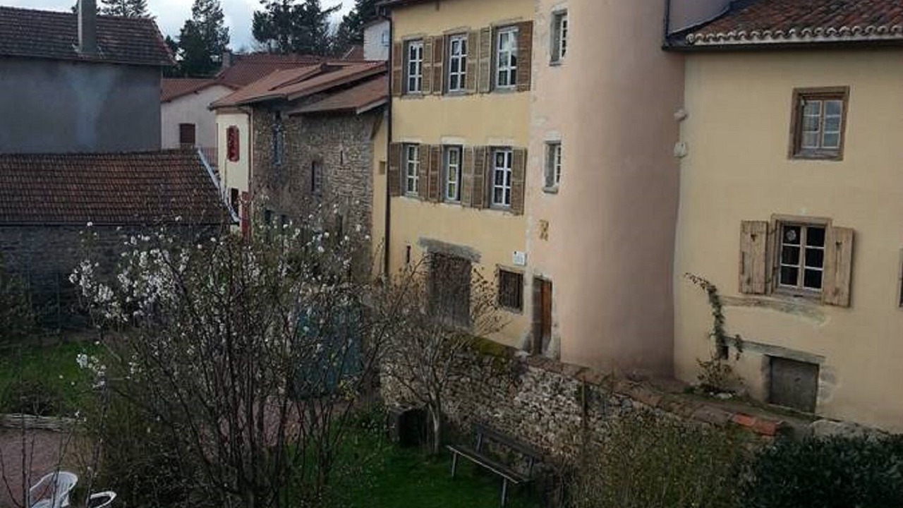 Photo of Outdoor in Saint-Haon-le-Chatel