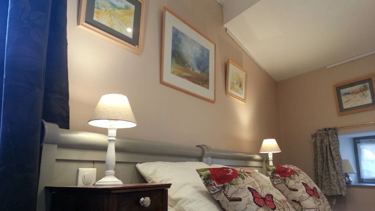 Photo of Bedroom in Saint-Haon-le-Chatel