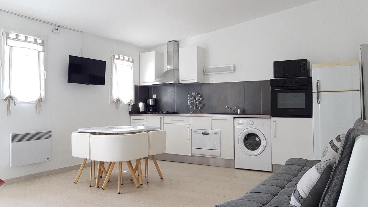 Photo of Others in Longueville