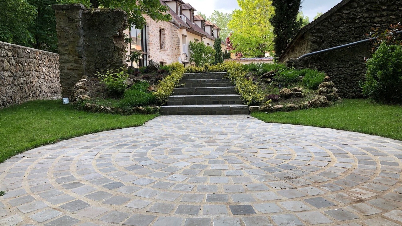 Photo of Outdoor in Janvry