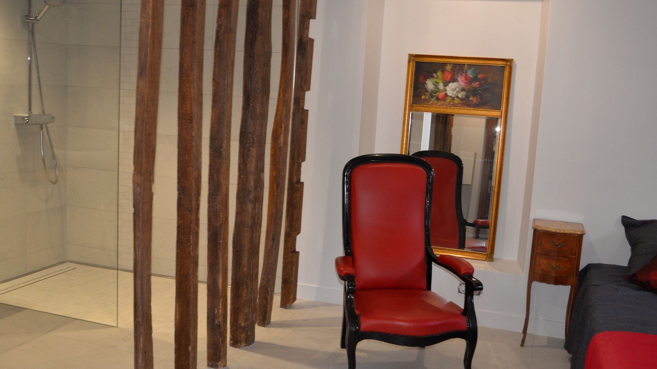 Photo of Bathroom in Janvry