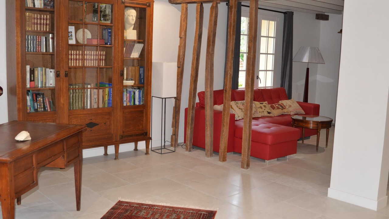 Photo of Livingroom in Janvry