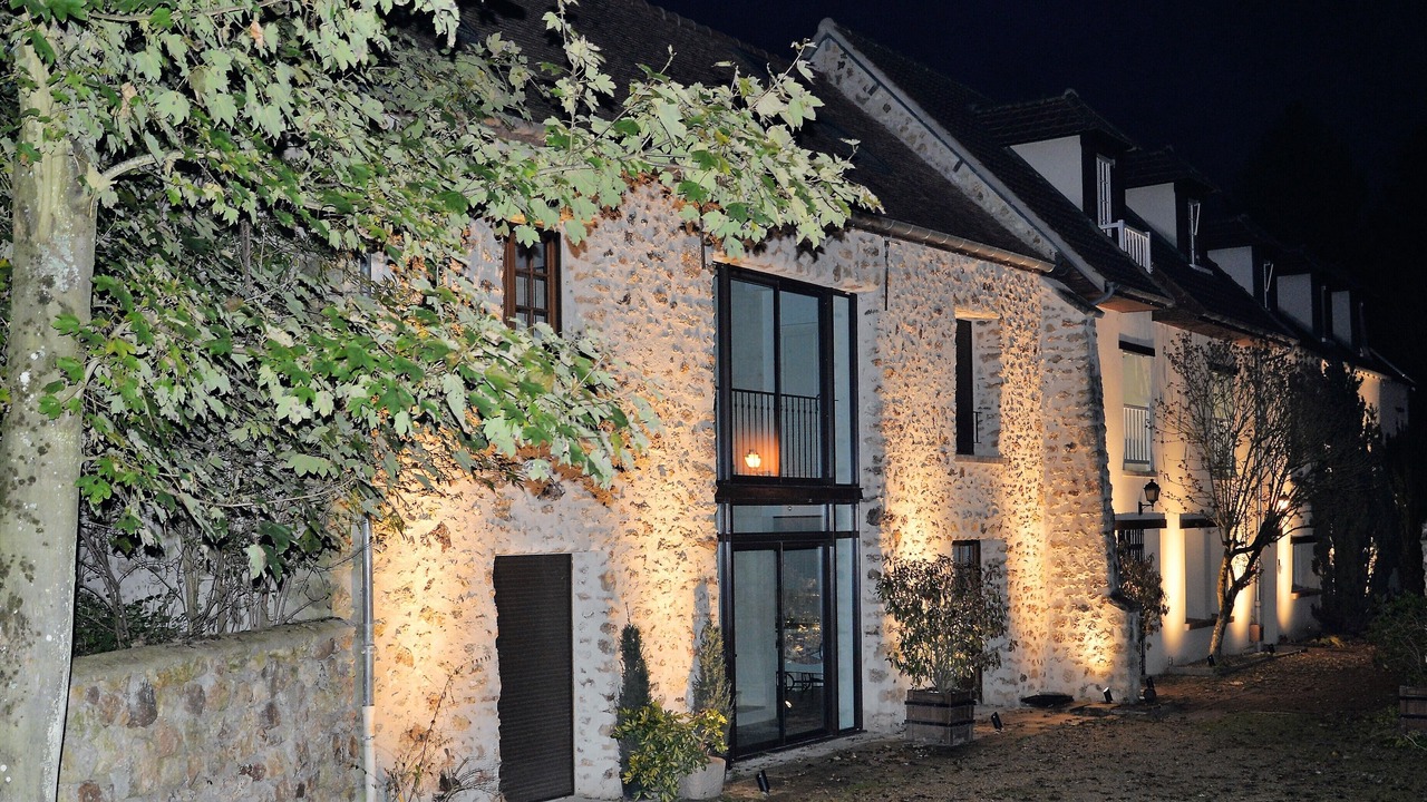 Photo of Outdoor in Janvry