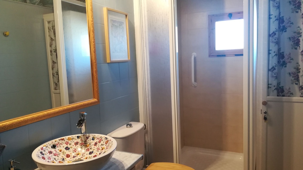 Photo of Bathroom in Bonilla de la Sierra