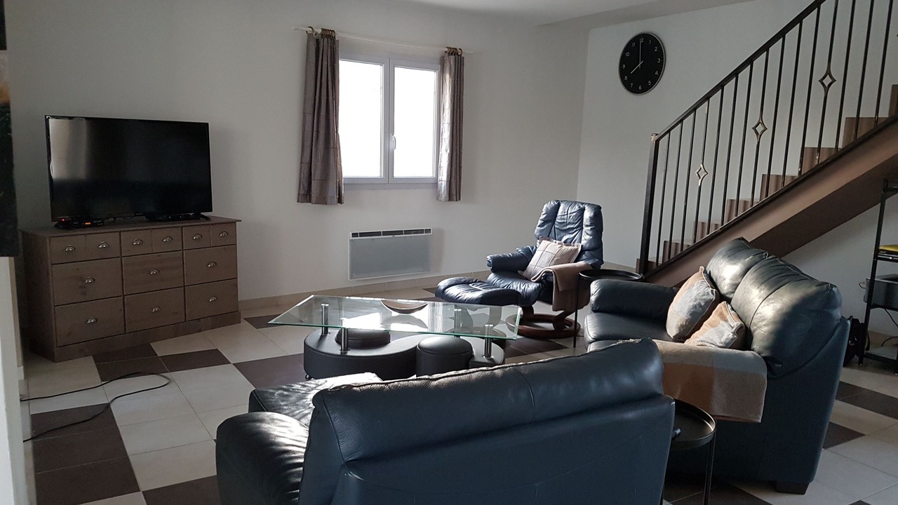 Photo of Livingroom in Bouc-Bel-Air
