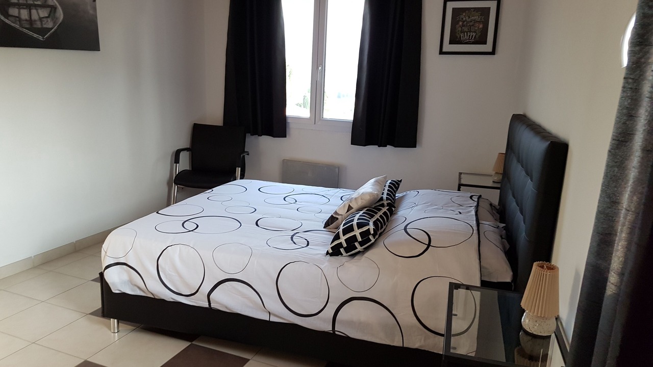 Photo of Bedroom in Bouc-Bel-Air