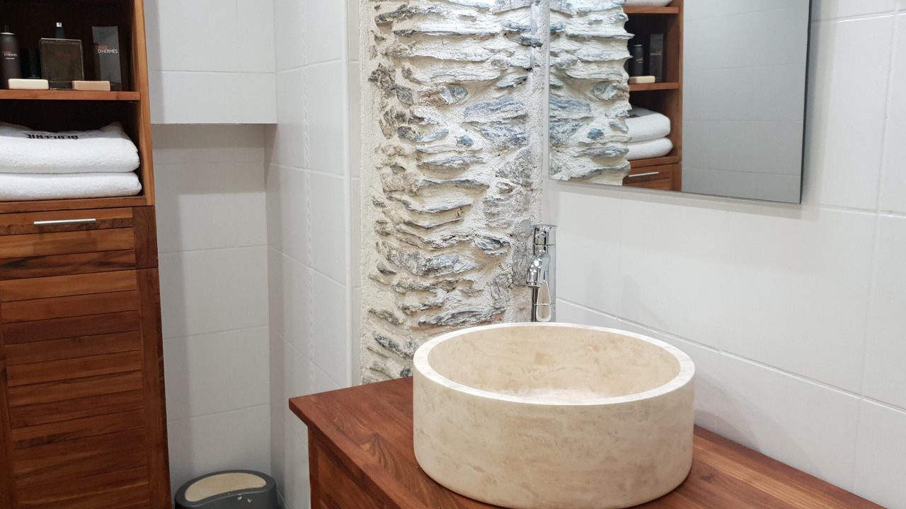 Photo of Bathroom in Louvie-Soubiron