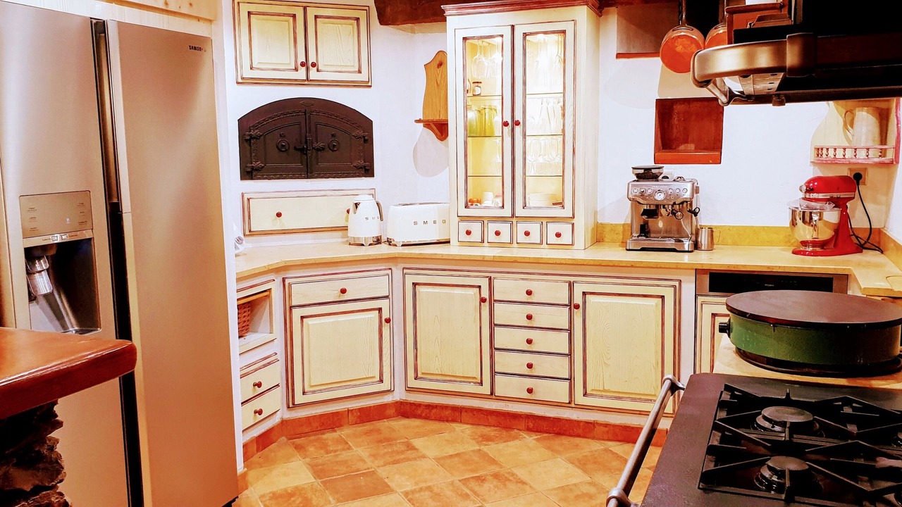 Photo of Kitchen in Louvie-Soubiron