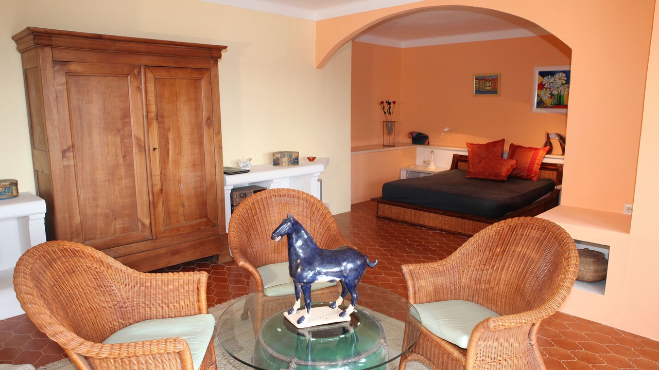 Photo of Others in Speracedes