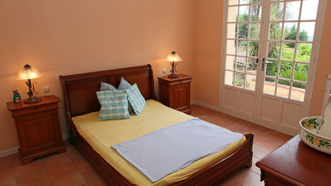 Photo of Others in Speracedes