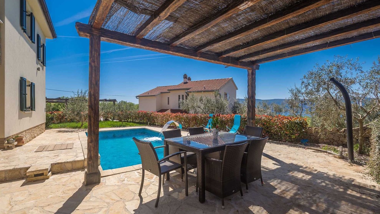 Photo of Outdoor in Brzac