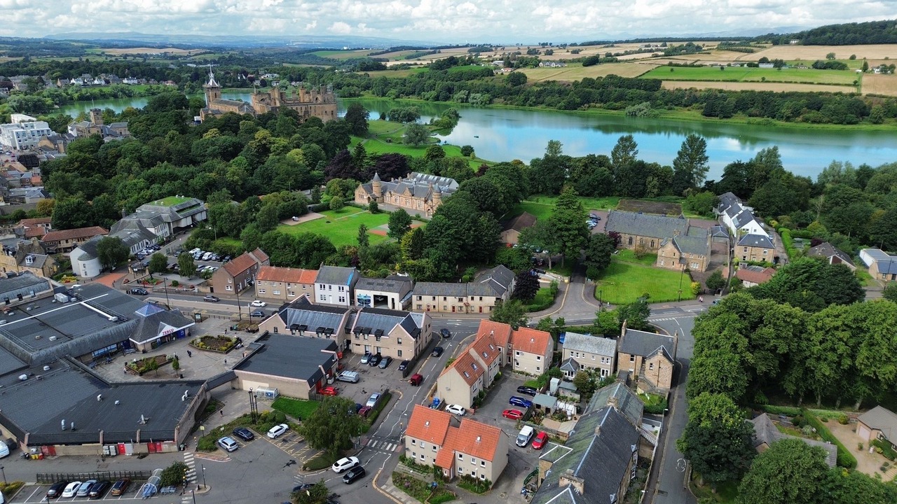 Photo of Others in Linlithgow