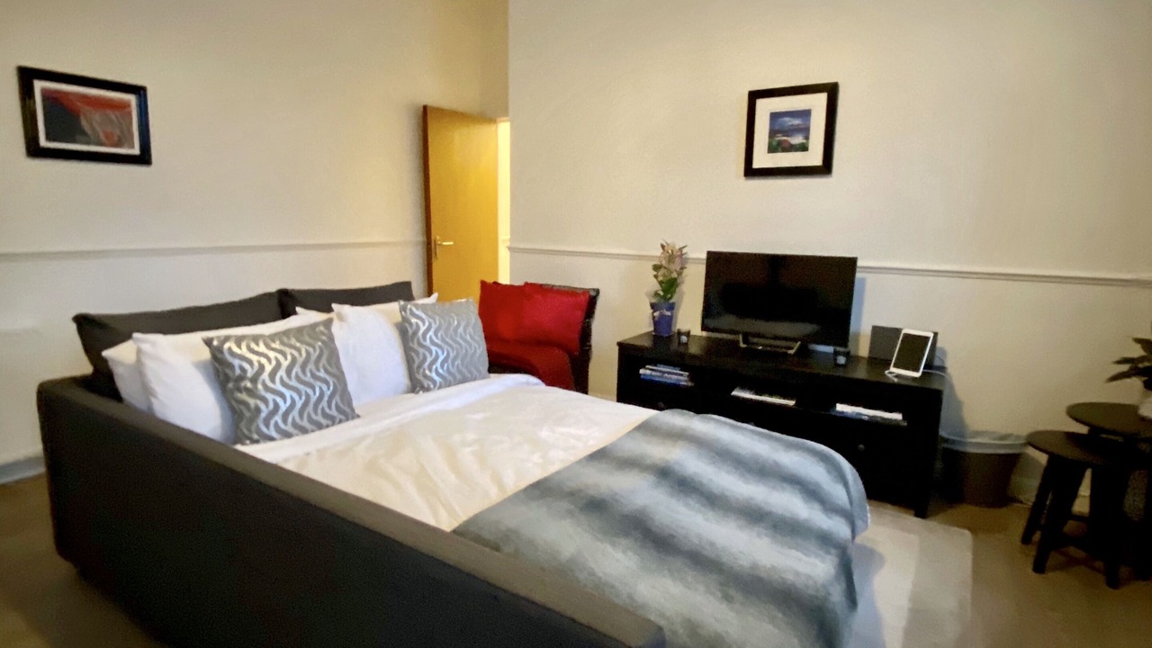 Photo of Others in Linlithgow