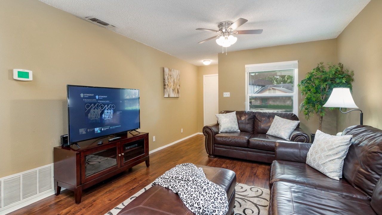 Photo of Livingroom in West San Antonio