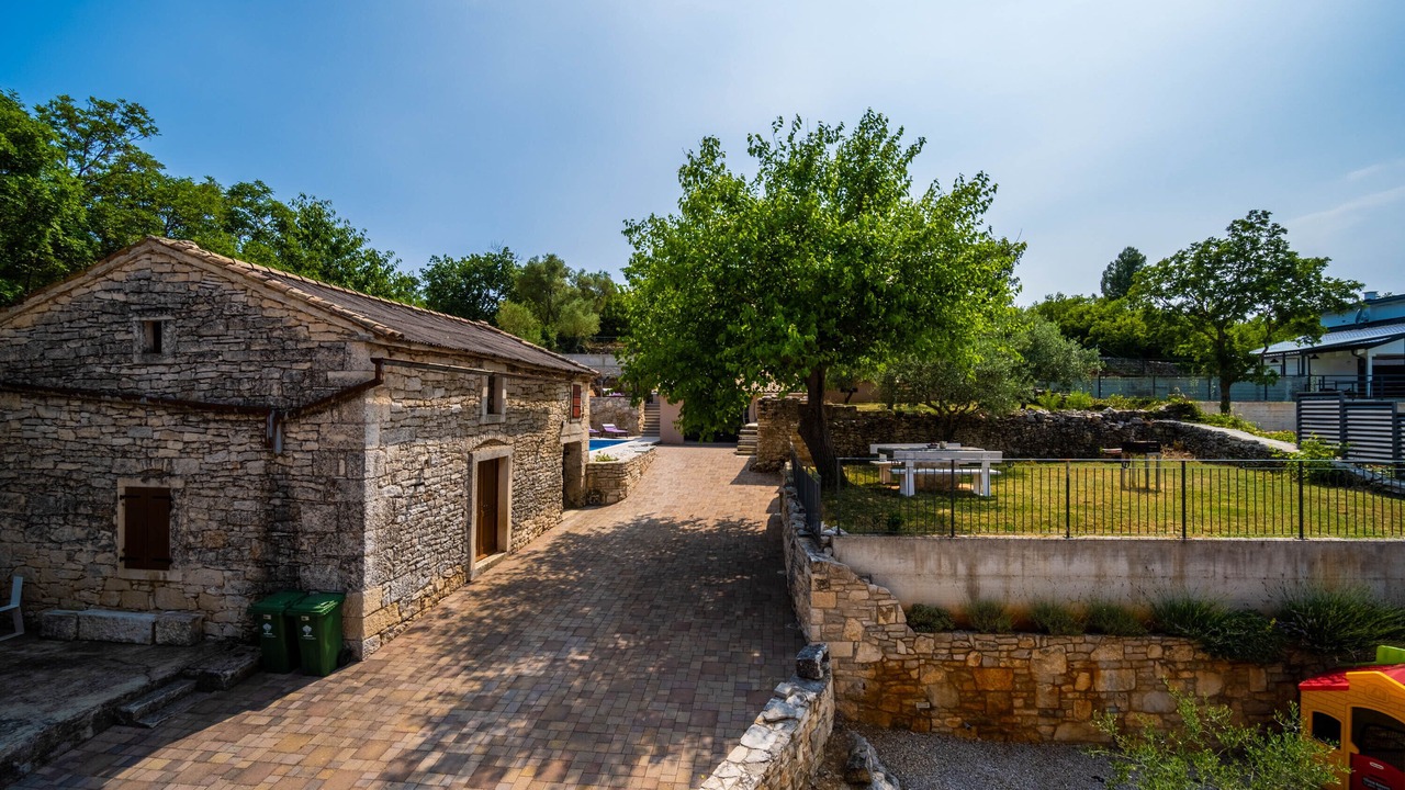 Photo of Outdoor in Rakalj