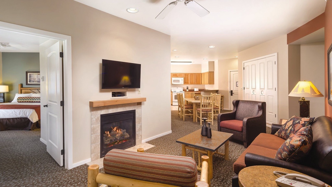 Photo of Bedroom in West Yellowstone